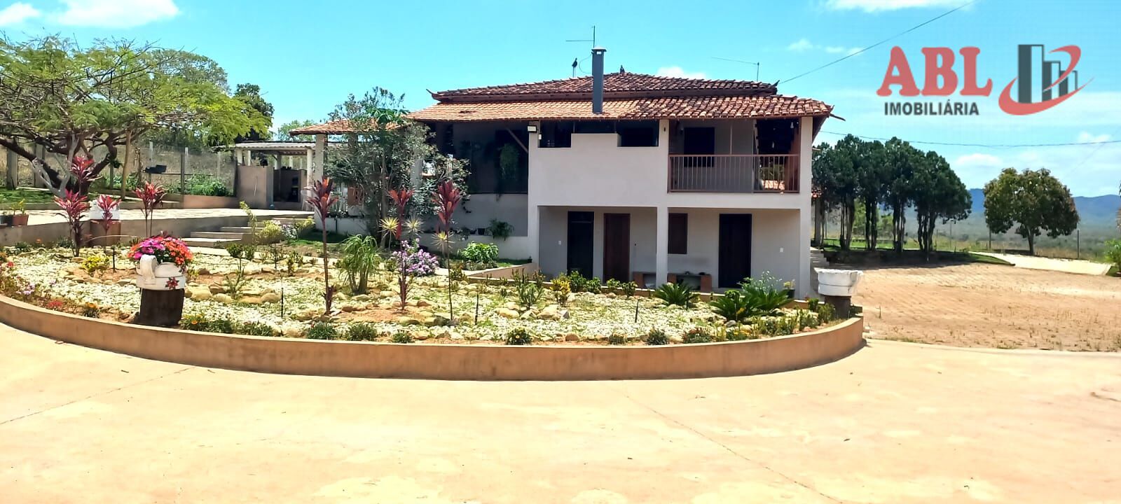 Imagem principal do imóvel