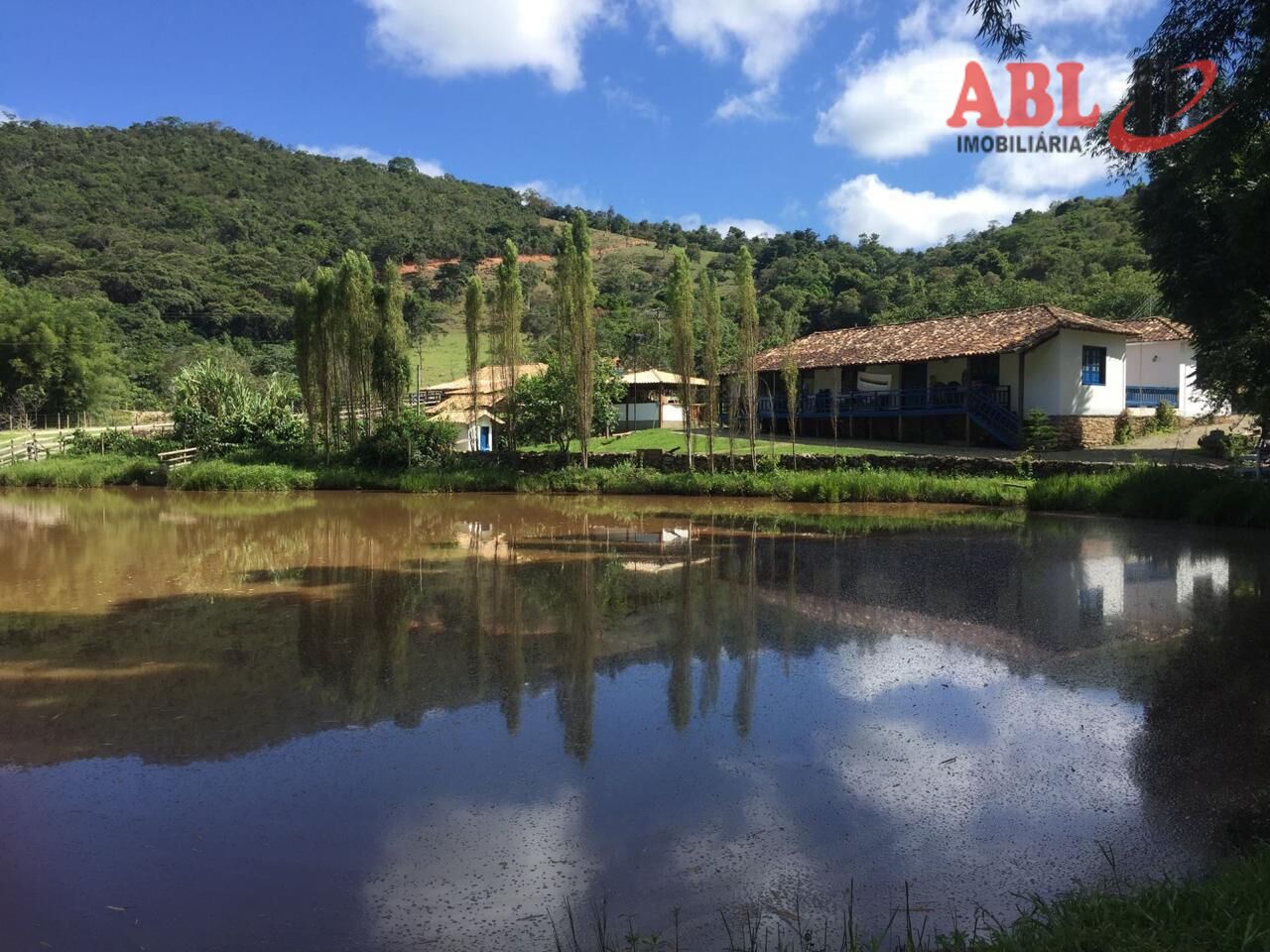 Imagem principal do imóvel