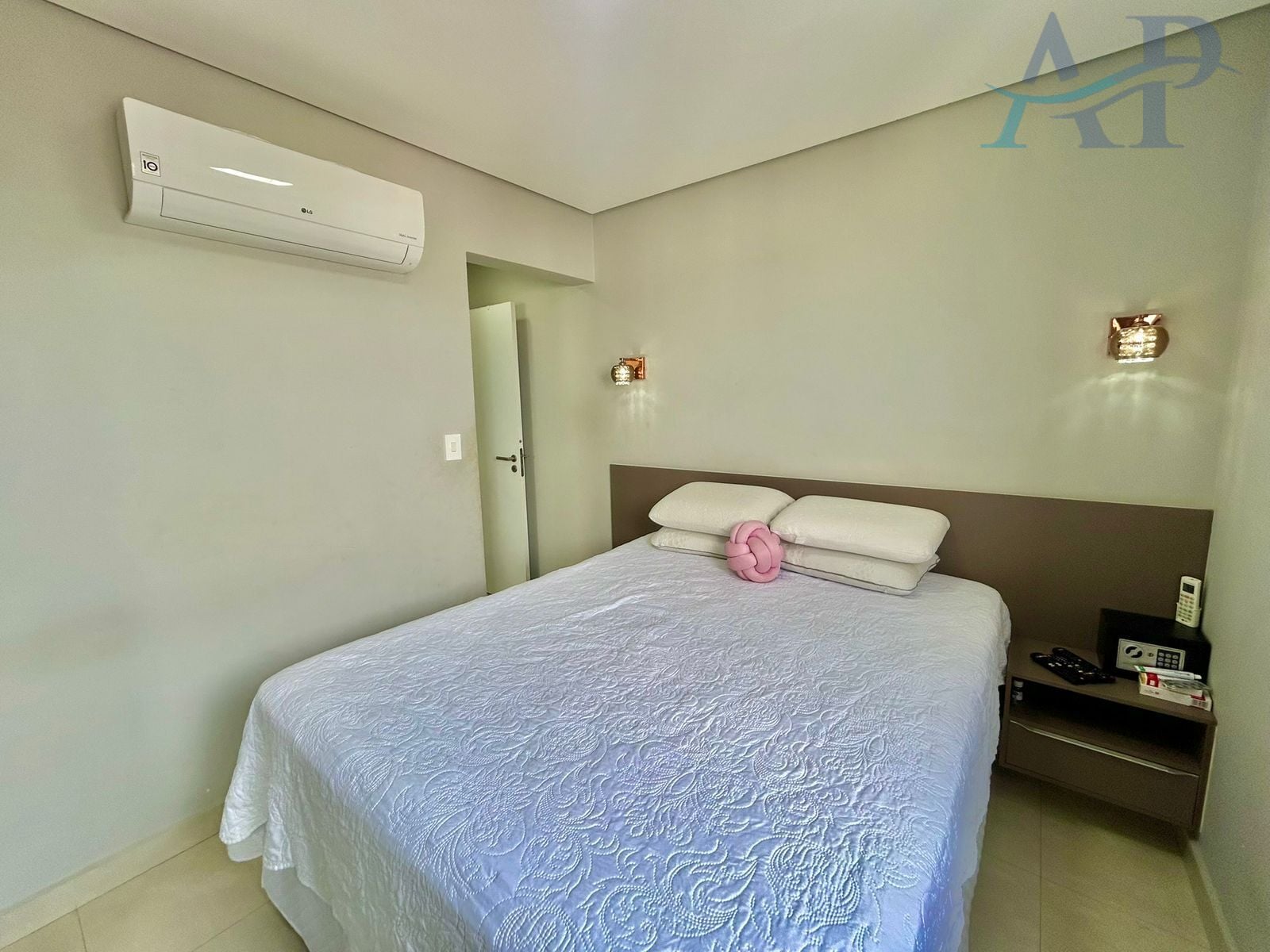 Apartamento, 2 quartos, 75 m² - Foto 12