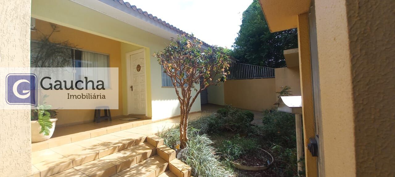 Casa à venda em Centro, Cascavel — Portal Chave Fácil