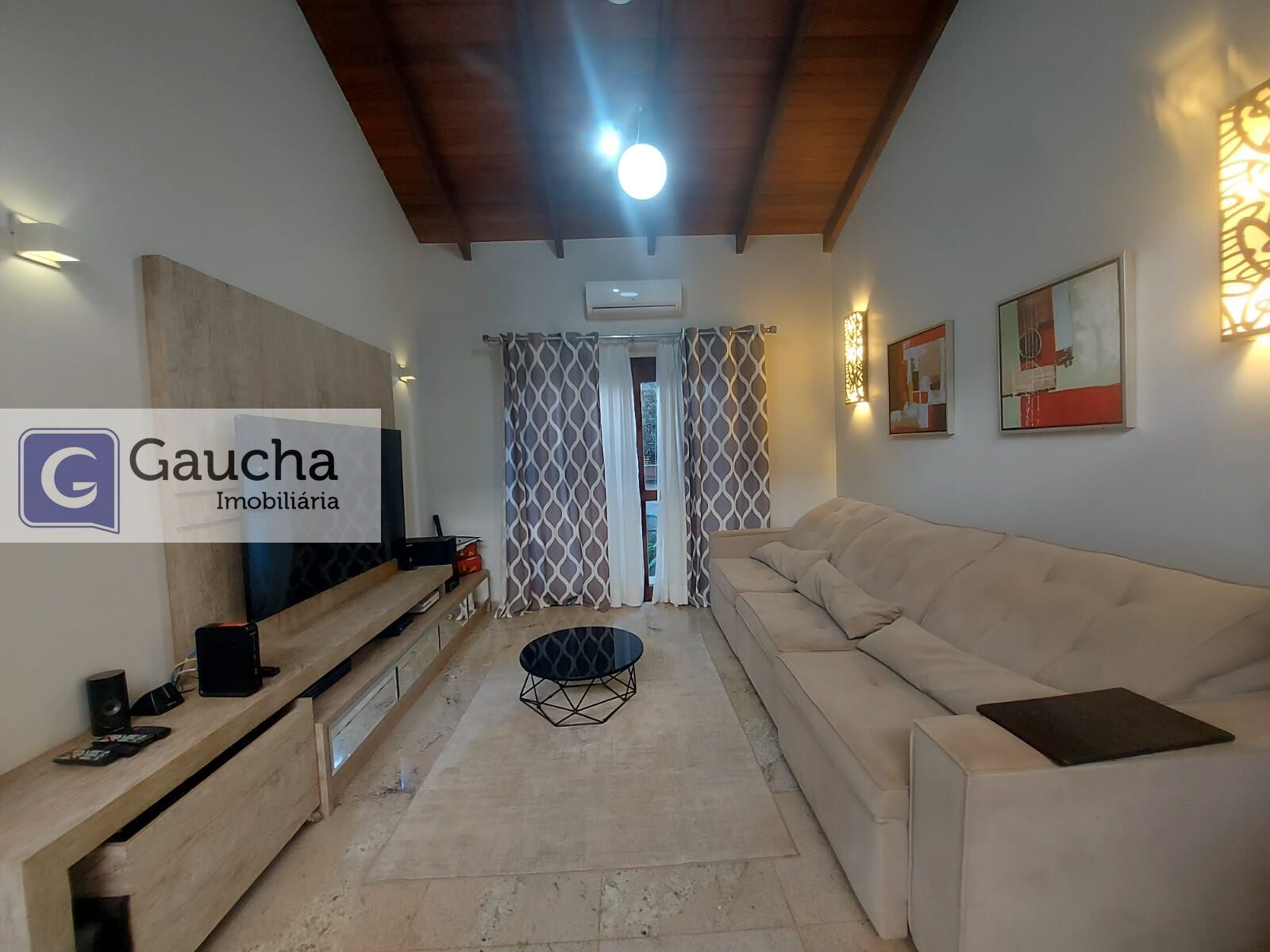Casa à venda em Country, Cascavel — Portal Chave Fácil