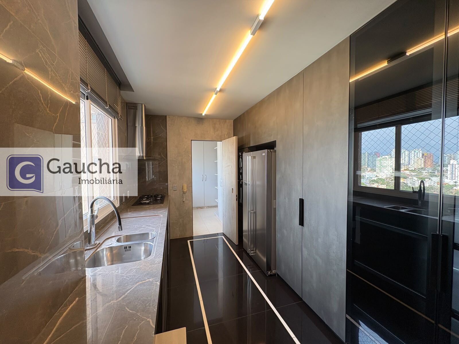 Apartamento à venda em Centro, Cascavel — Portal Chave Fácil