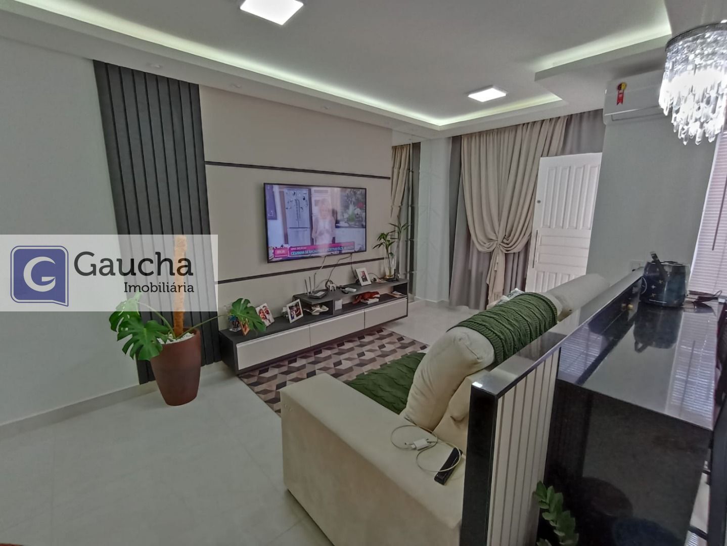 Casa à venda em Floresta, Cascavel — Portal Chave Fácil
