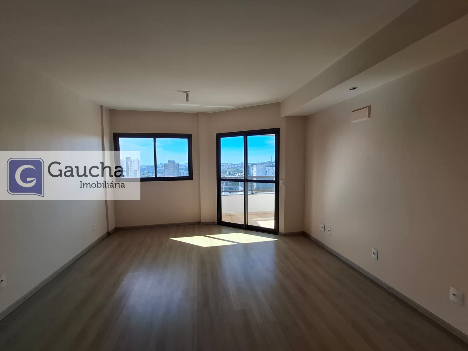 Apartamento à venda em Centro, Cascavel — Portal Chave Fácil