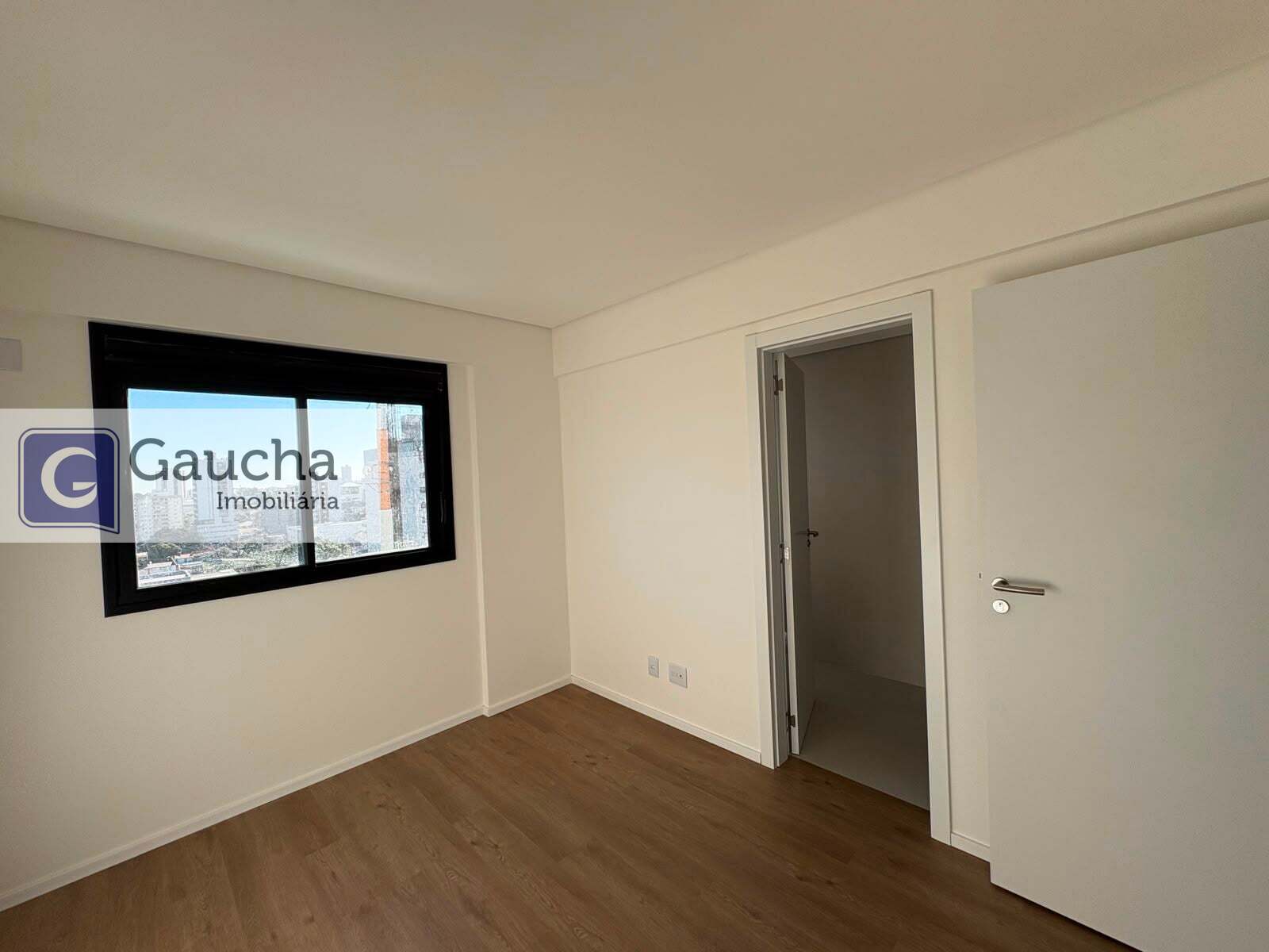 Apartamento à venda em Centro, Cascavel — Portal Chave Fácil