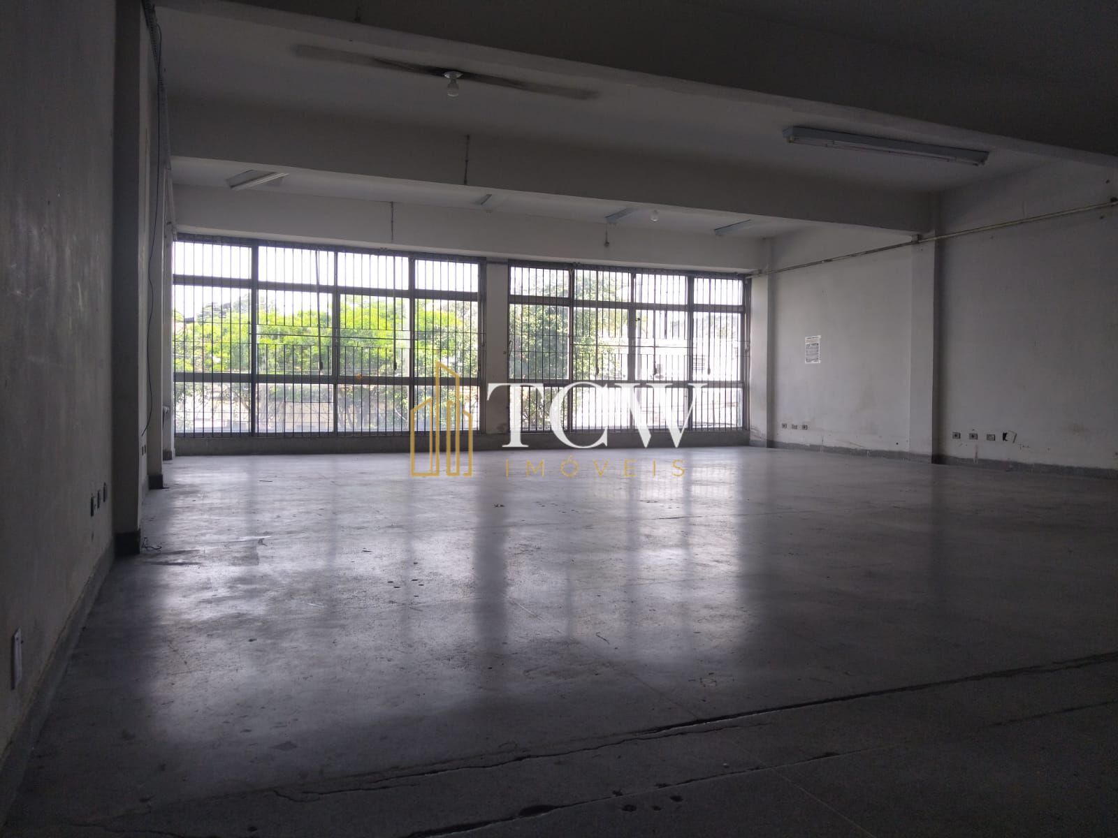 Prédio Inteiro, 650 m² - Foto 1