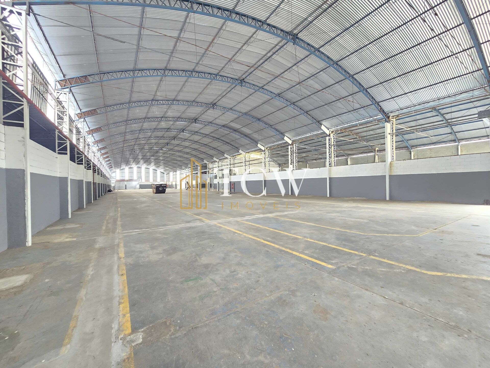 Depósito-Galpão, 5480 m² - Foto 1