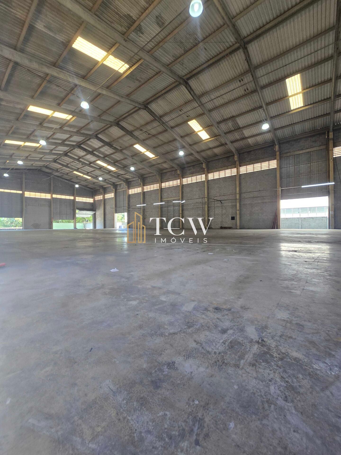 Depósito-Galpão, 3500 m² - Foto 1
