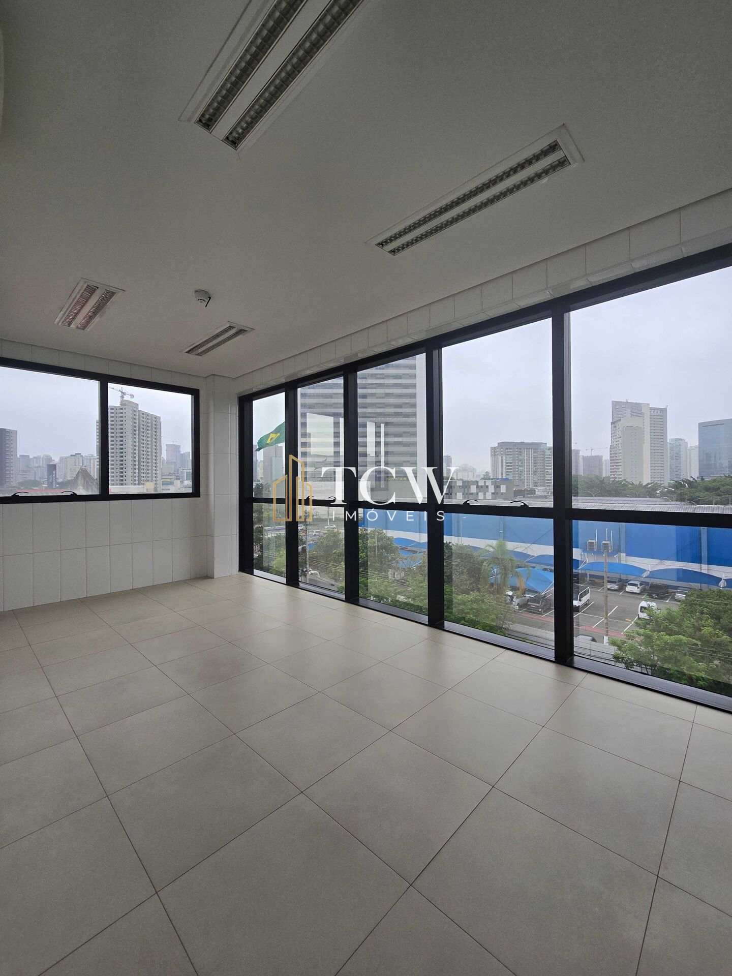 Loja-Salão, 3185 m² - Foto 23