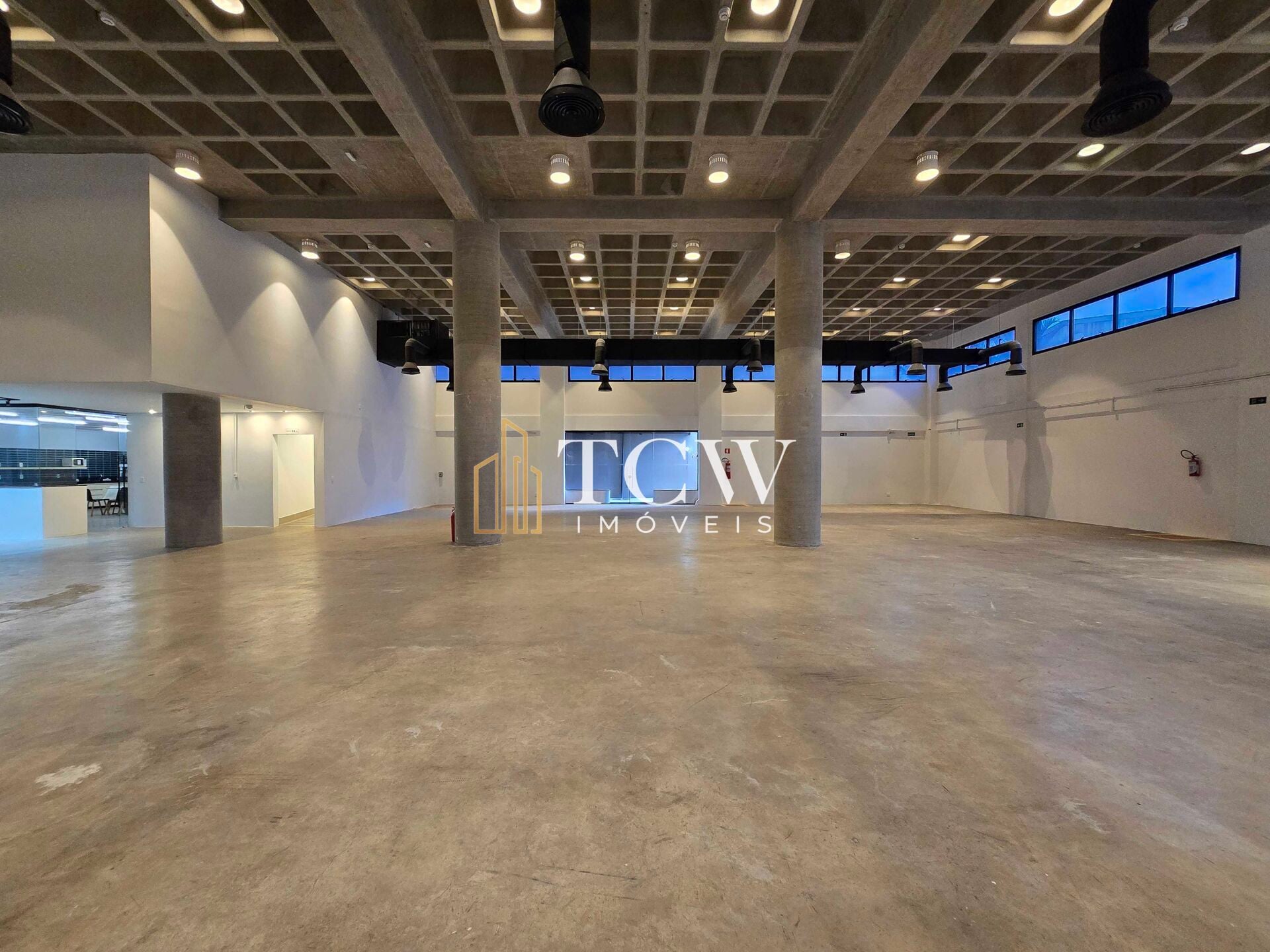 Loja-Salão, 3185 m² - Foto 3