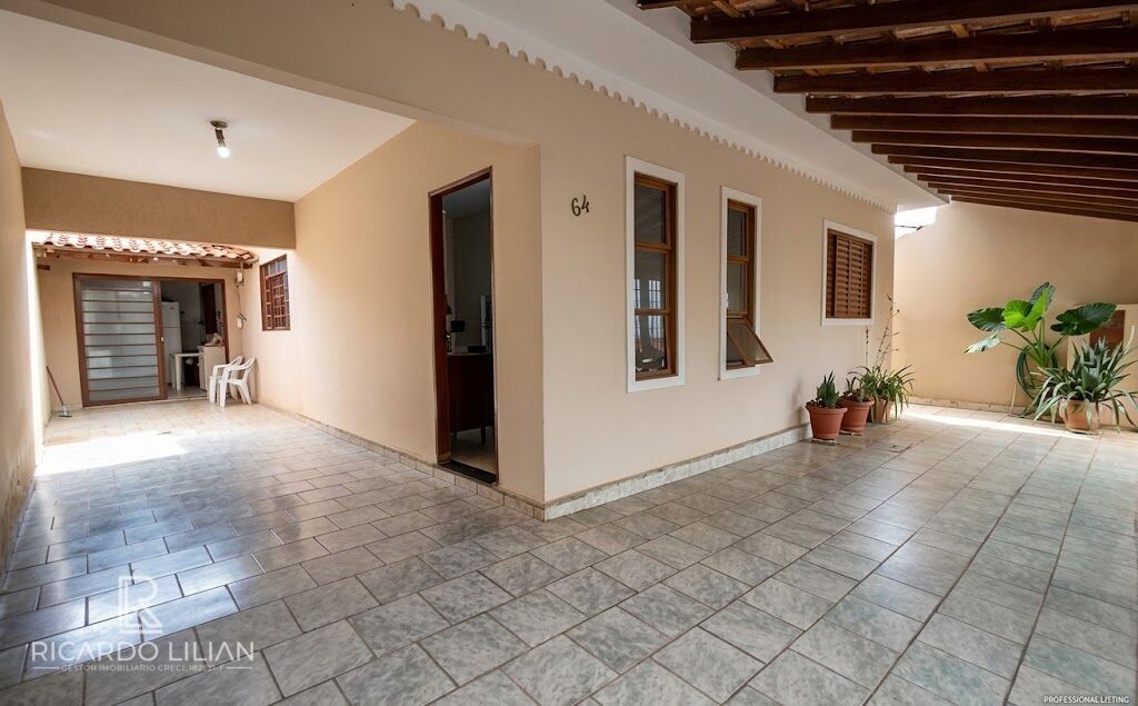 Casa, 4 quartos, 134 m² - Foto 1