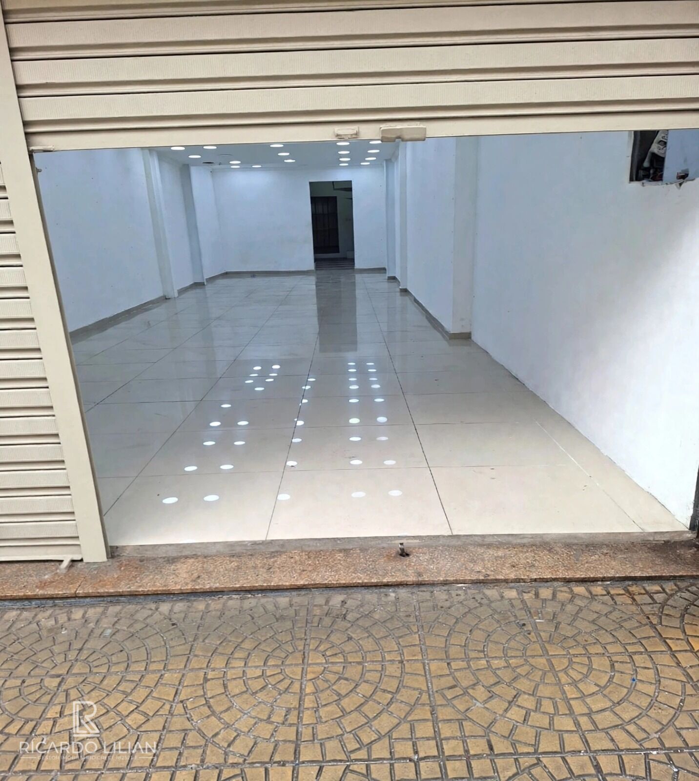 Loja-Salão, 180 m² - Foto 2