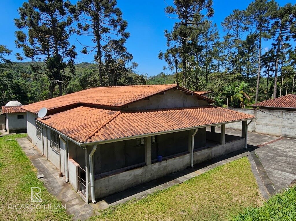 Chácara, 2 quartos, 10000 m² - Foto 1