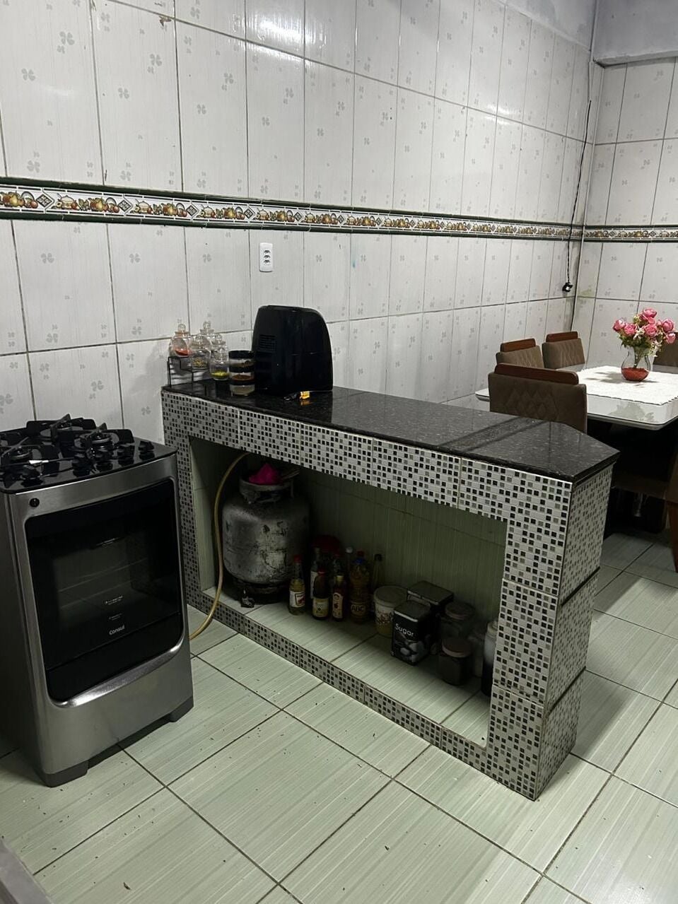 Casa, 4 quartos, 175 m² - Foto 1