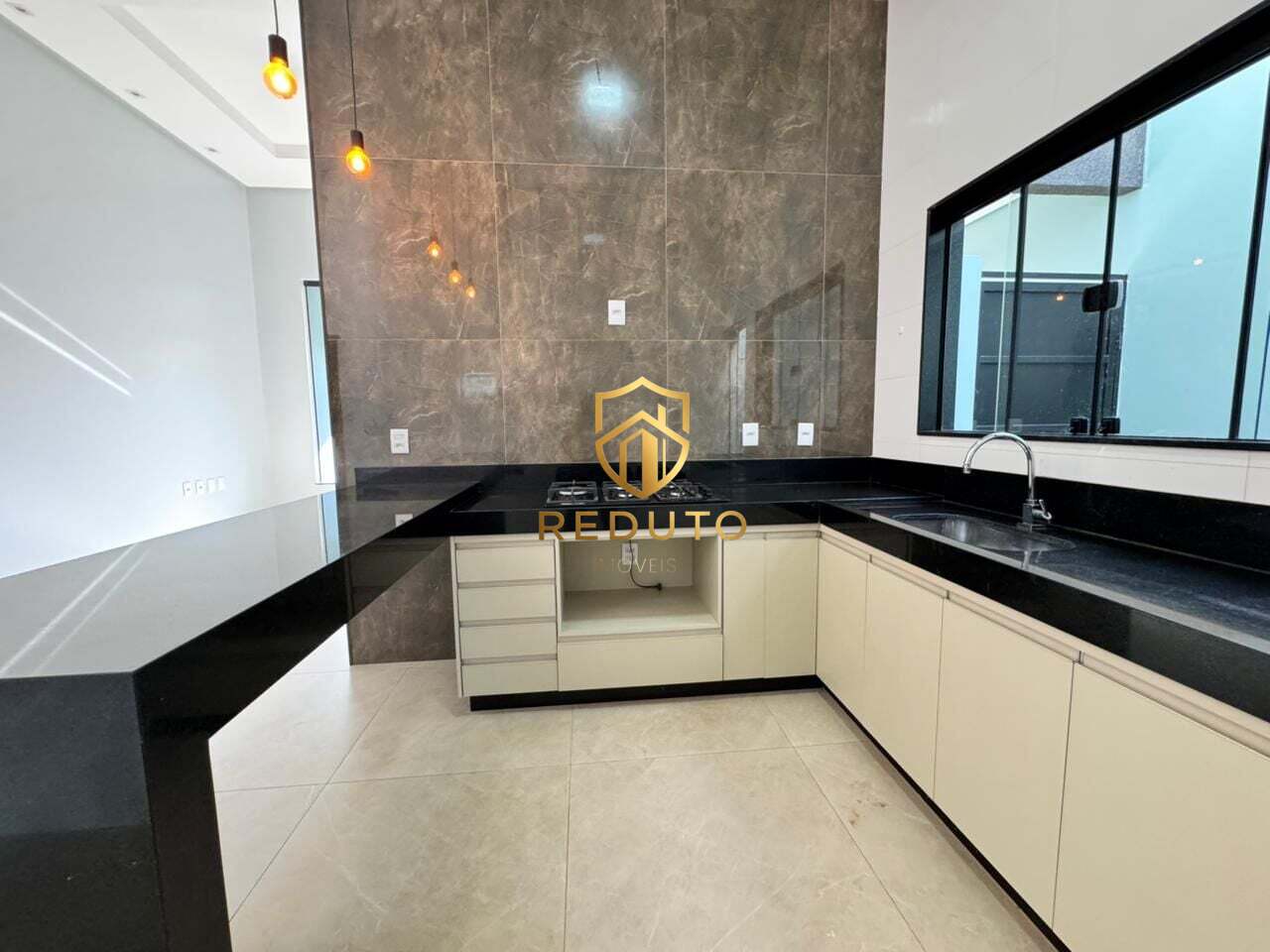 Casa, 2 quartos, 100 m² - Foto 1