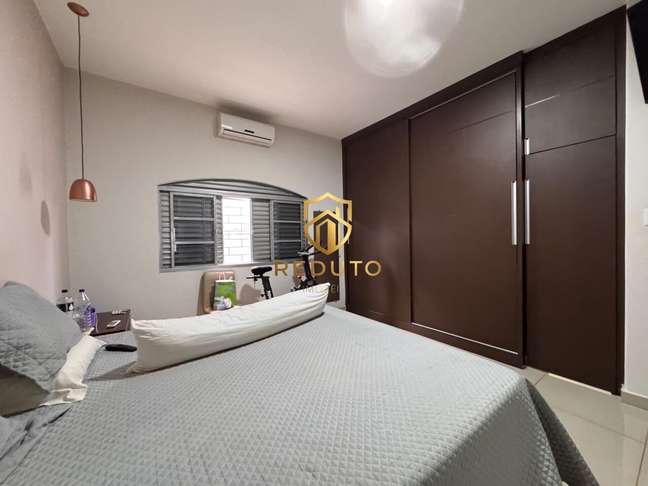 Casa, 3 quartos, 225 m² - Foto 11