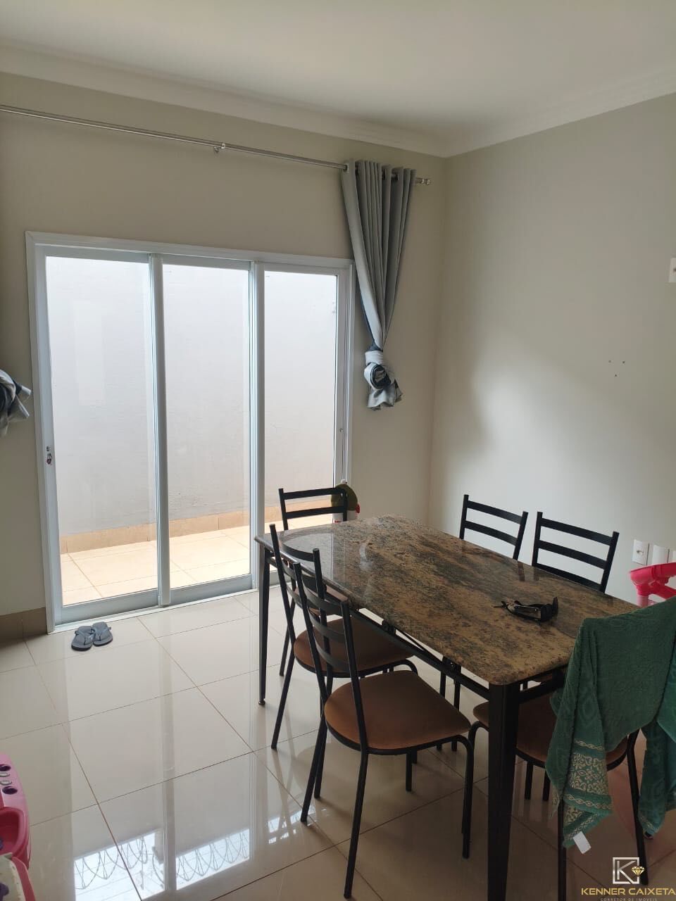 Casa, 3 quartos, 200 m² - Foto 11