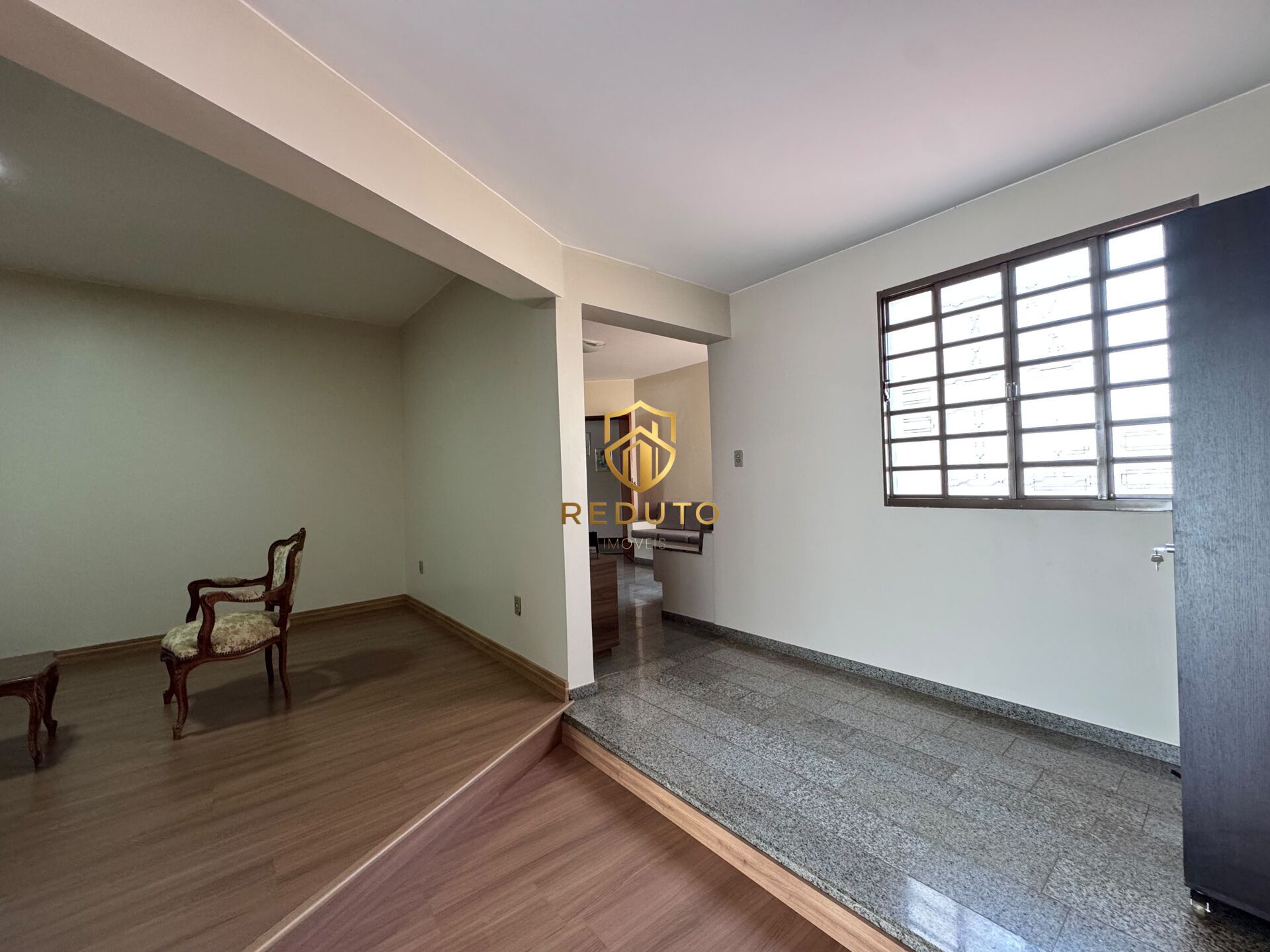 Casa, 5 quartos, 280 m² - Foto 6