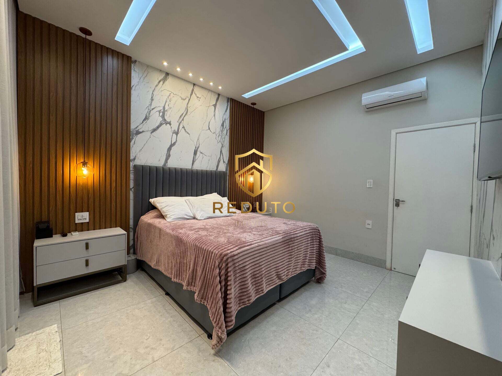 Casa, 3 quartos, 228 m² - Foto 23