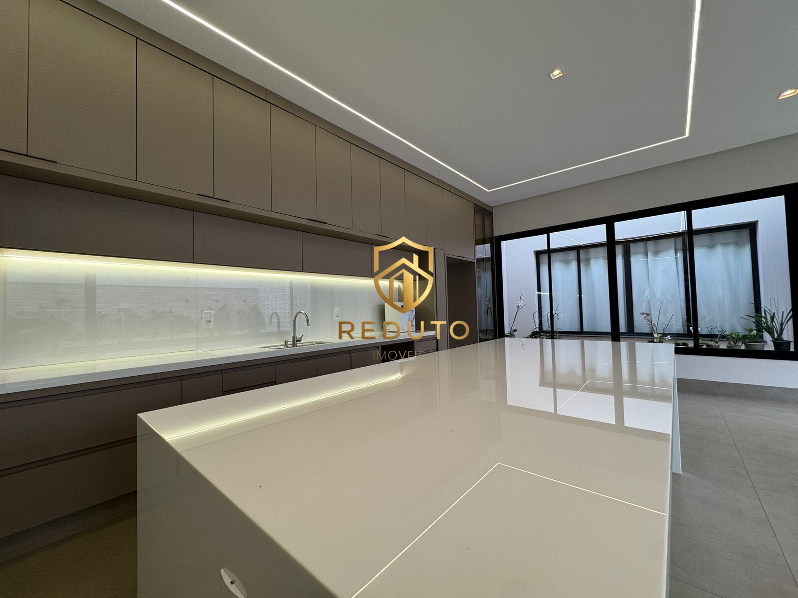Casa, 4 quartos, 331 m² - Foto 48