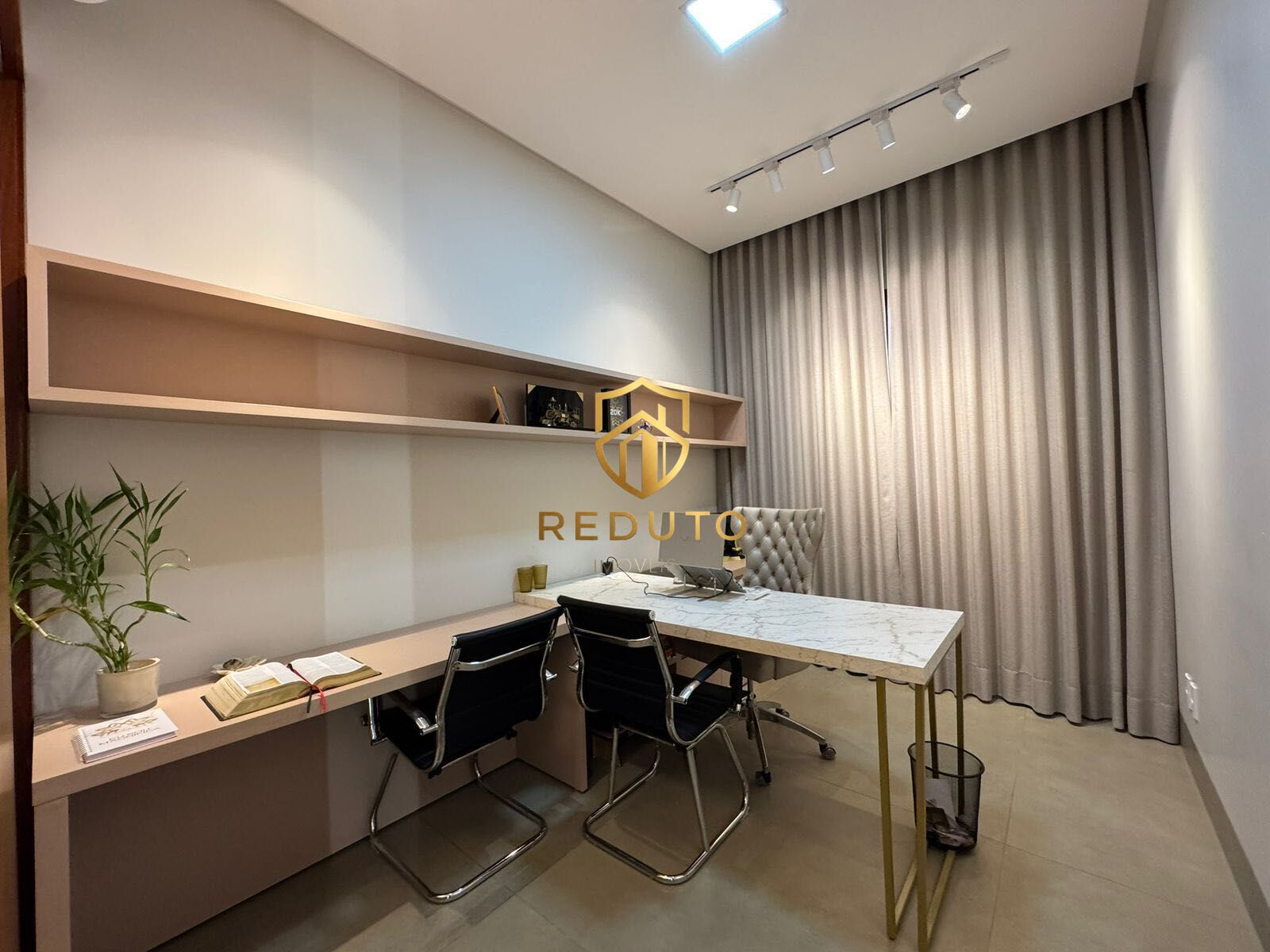 Casa, 4 quartos, 331 m² - Foto 32