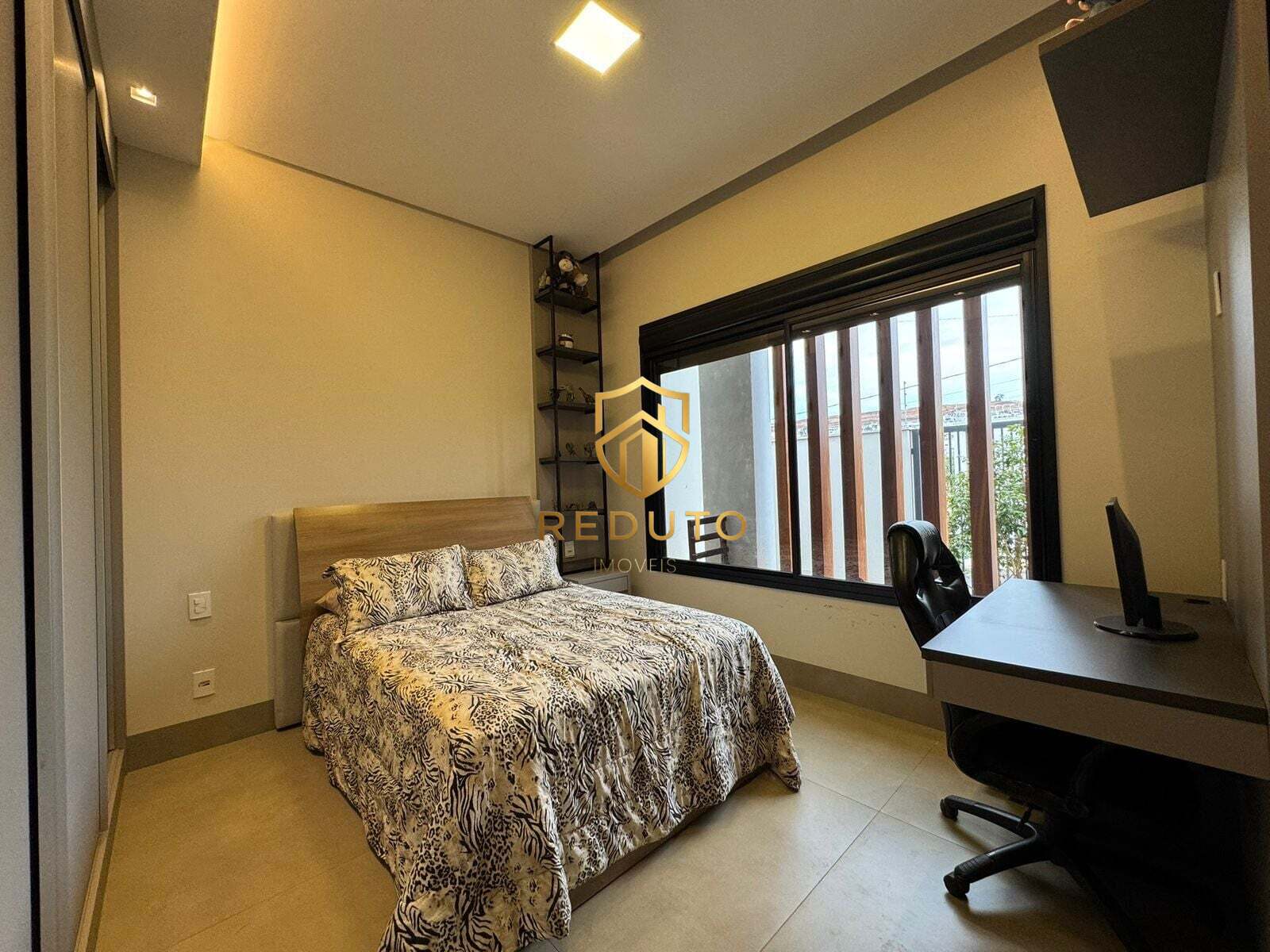 Casa, 4 quartos, 331 m² - Foto 26