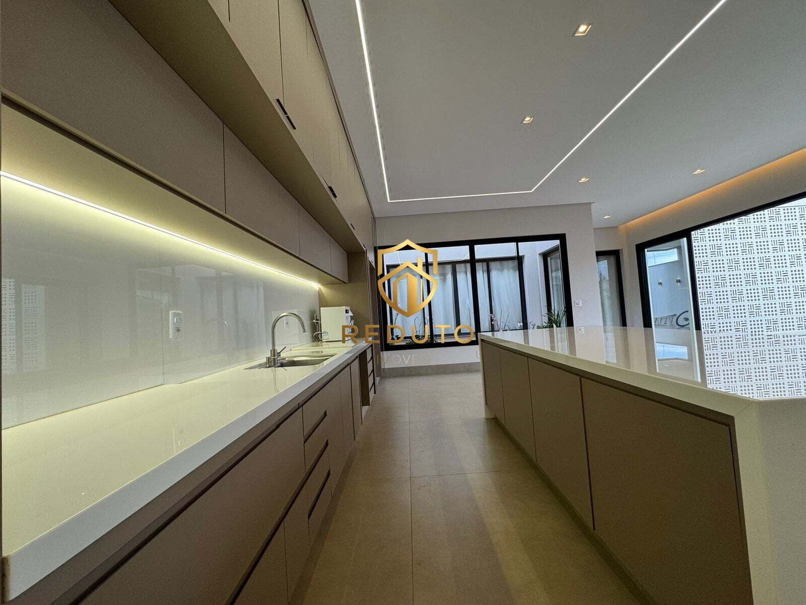 Casa, 4 quartos, 331 m² - Foto 7