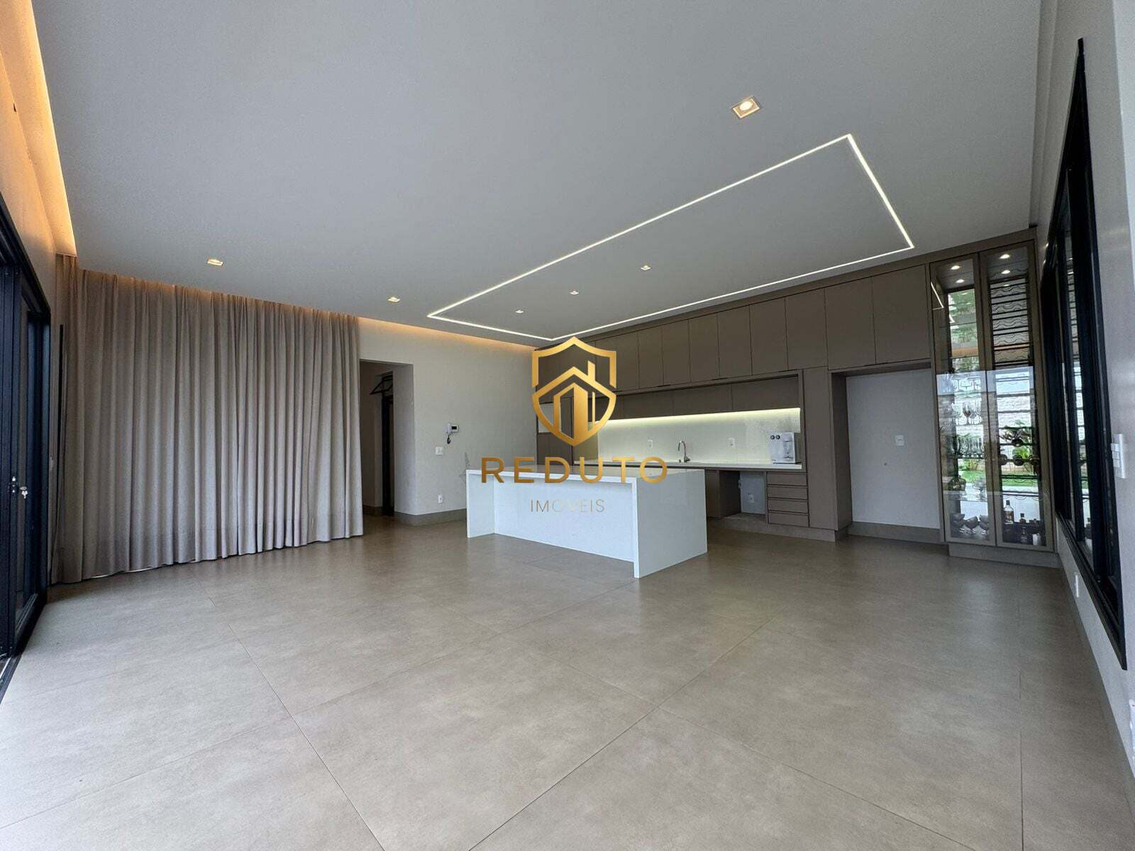Casa, 4 quartos, 331 m² - Foto 41