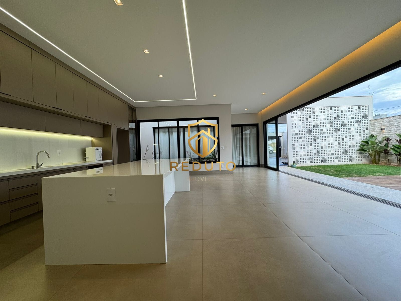 Casa, 4 quartos, 331 m² - Foto 33