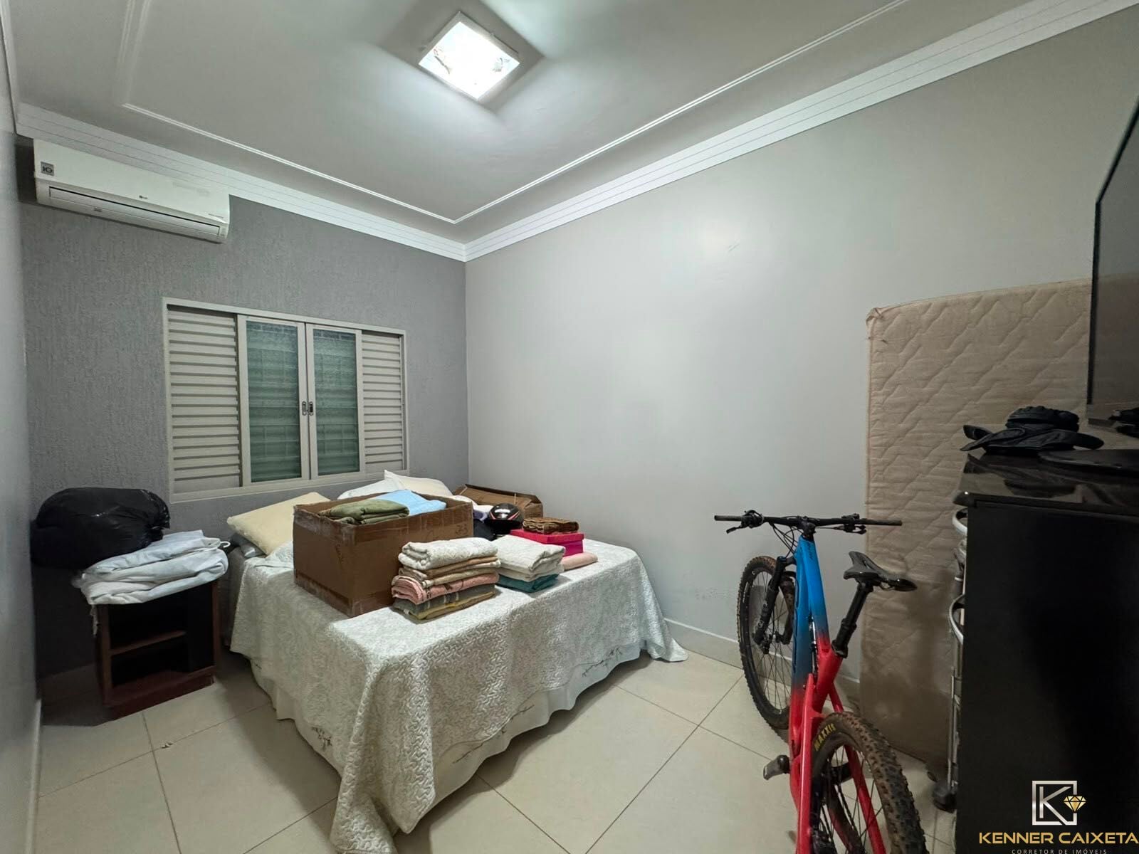 Casa, 4 quartos, 260 m² - Foto 11