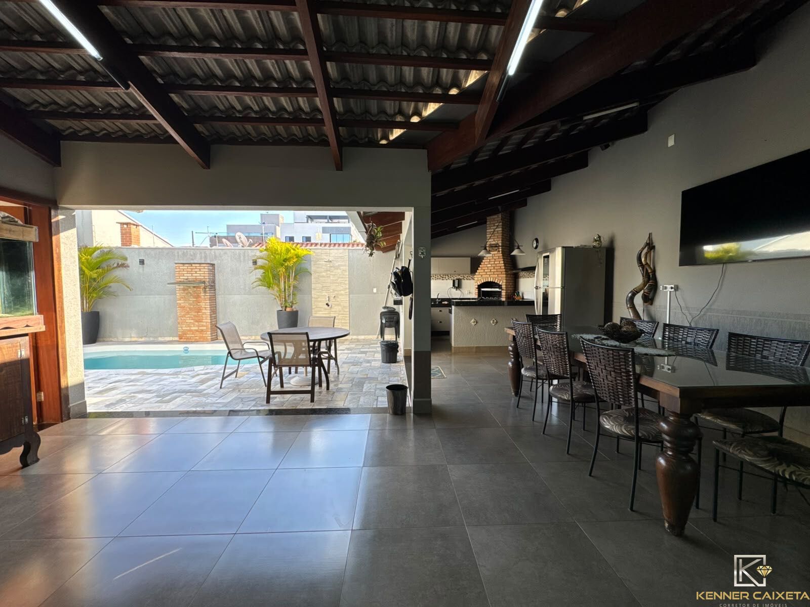 Casa, 4 quartos, 260 m² - Foto 14
