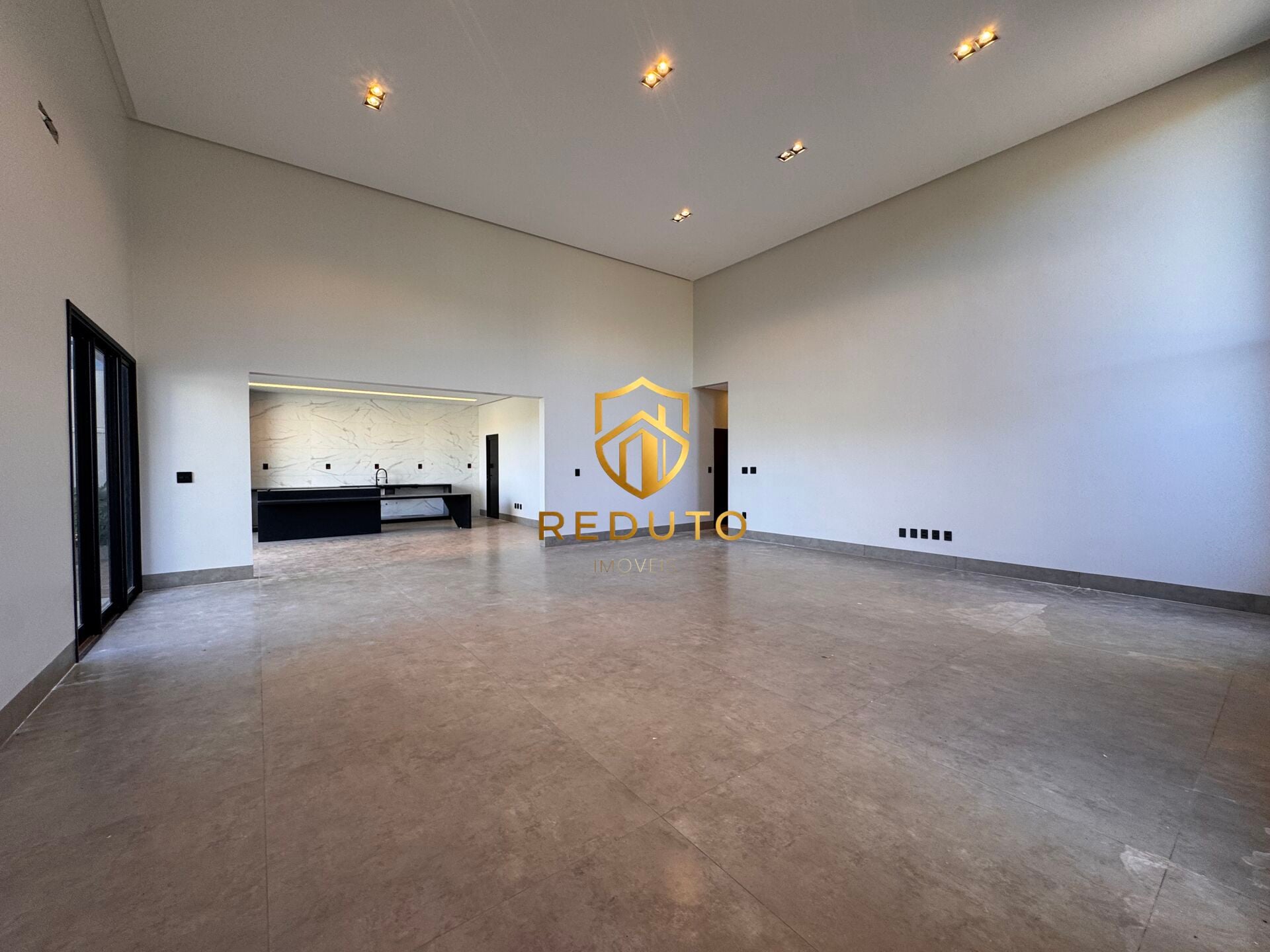 Casa, 4 quartos, 303 m² - Foto 4