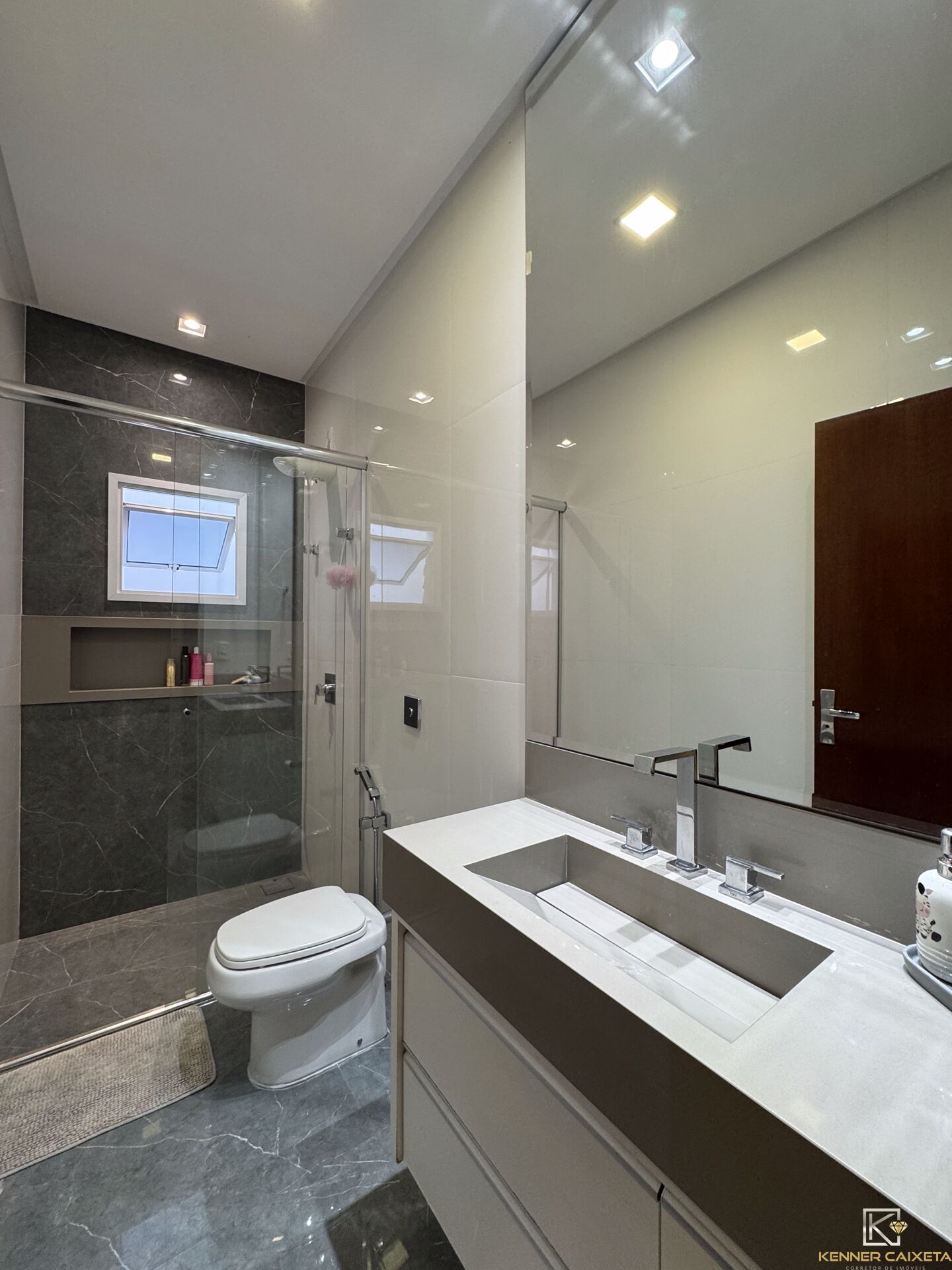 Casa, 3 quartos, 220 m² - Foto 10