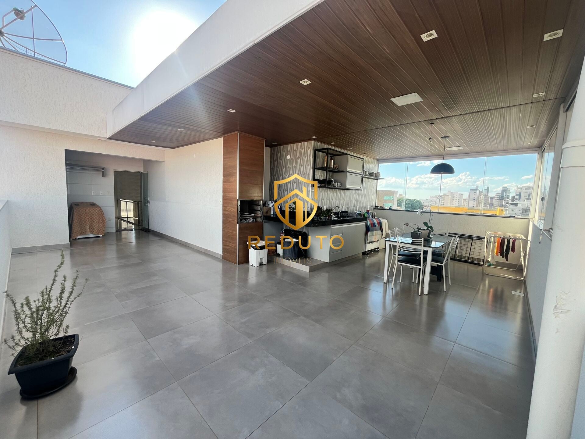 Cobertura, 3 quartos, 213 m² - Foto 14