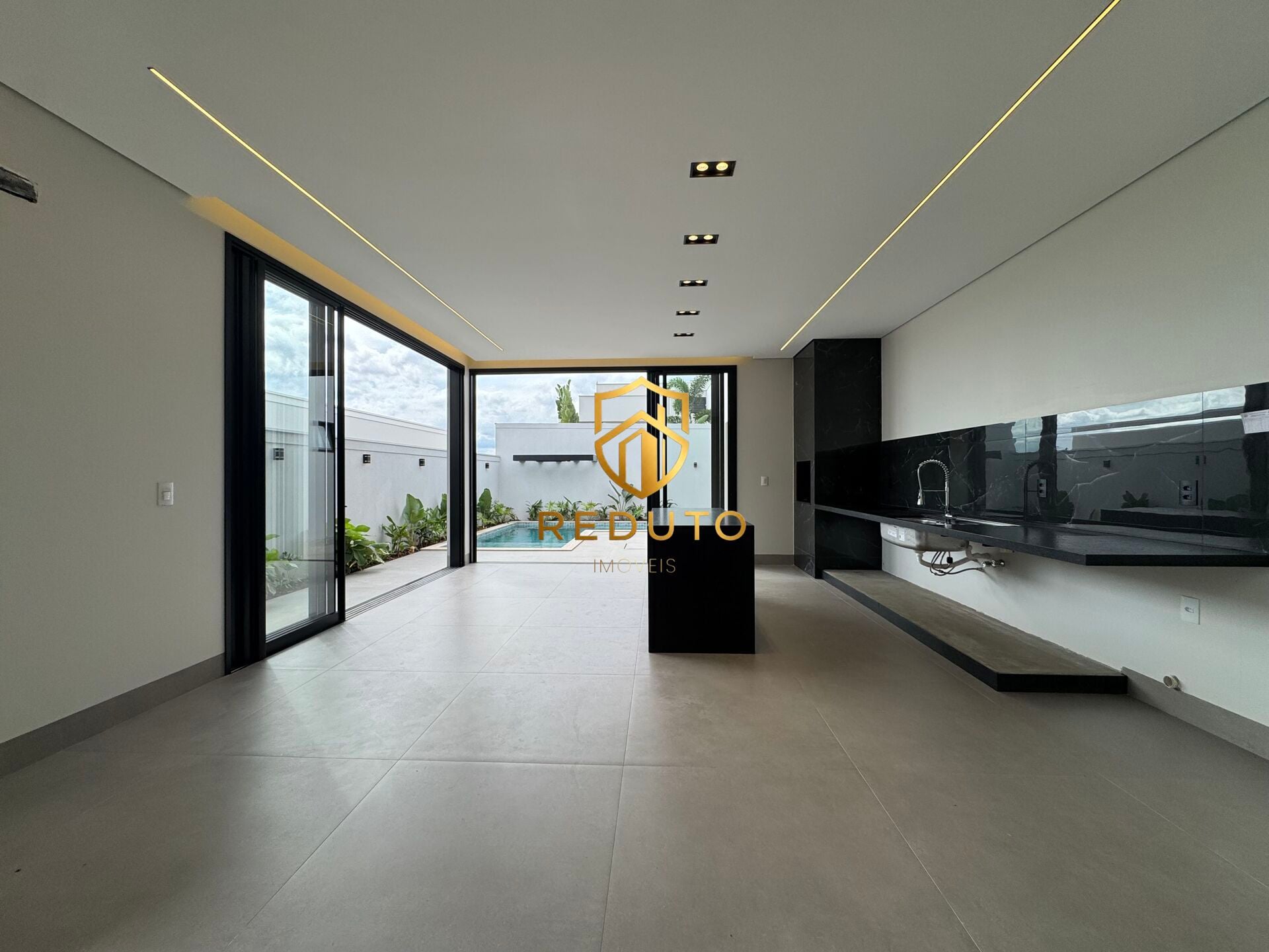 Casa, 3 quartos, 232 m² - Foto 9