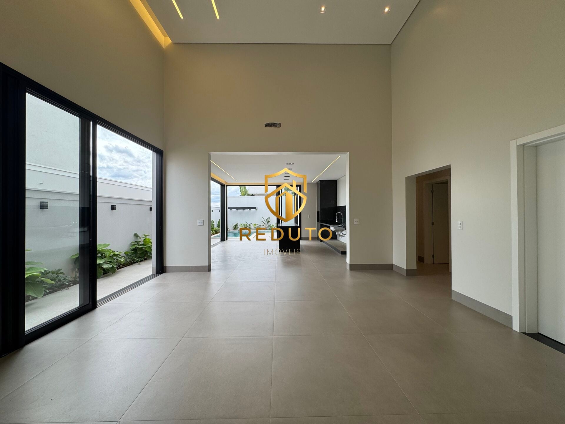Casa, 3 quartos, 232 m² - Foto 10