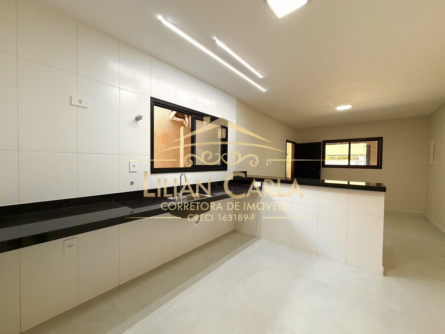 Casa, 3 quartos, 74 m² - Foto 2