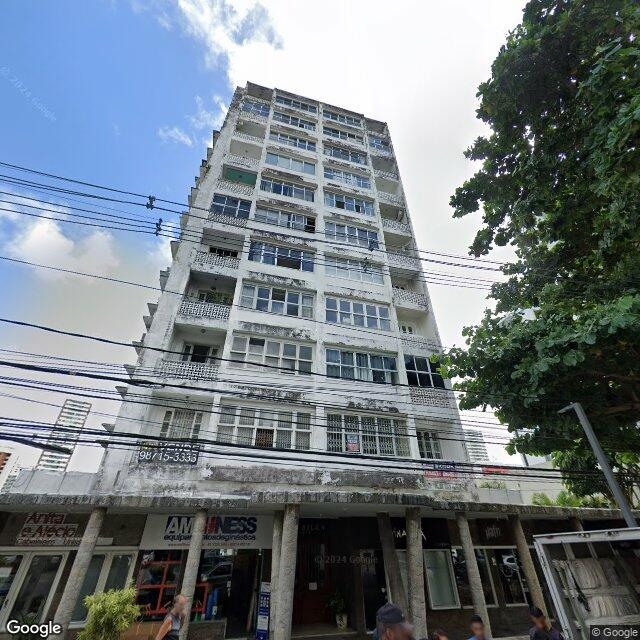 Imagem estática do "Street View" da localização