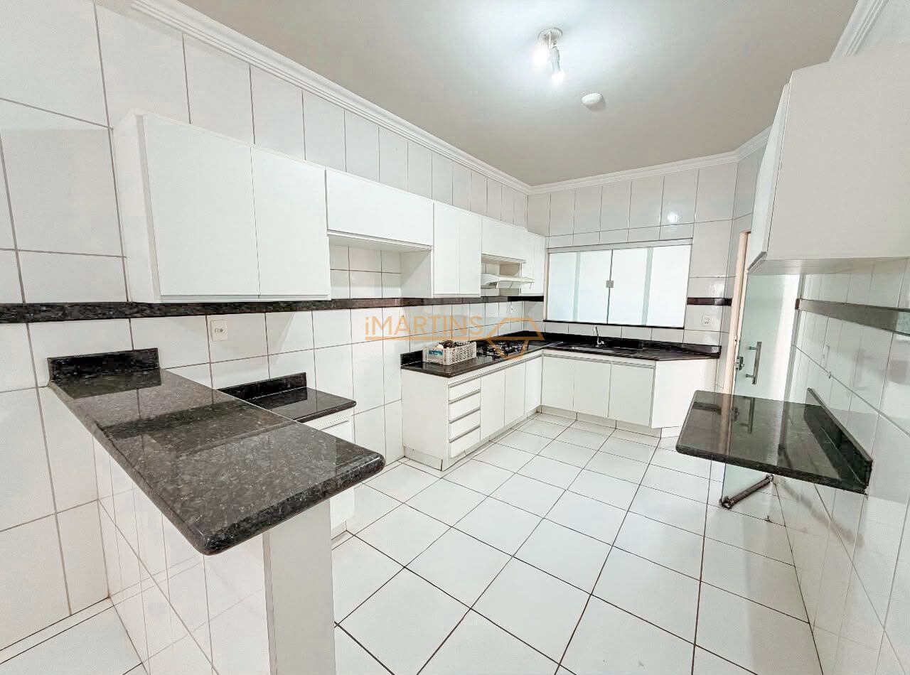 Casa, 4 quartos, 241 m² - Foto 7