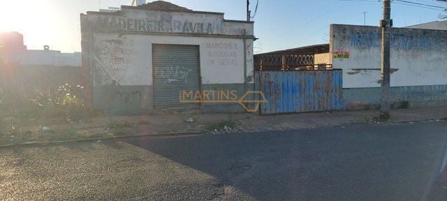 Loja-Salão, 1000 m² - Foto 2