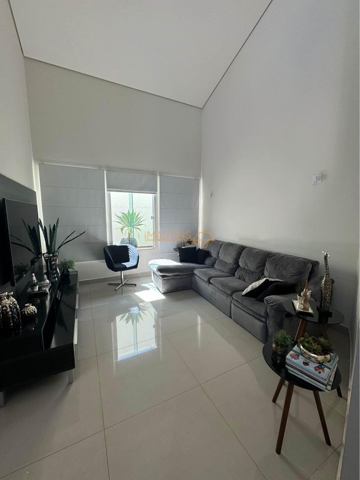 Casa, 3 quartos, 310 m² - Foto 1