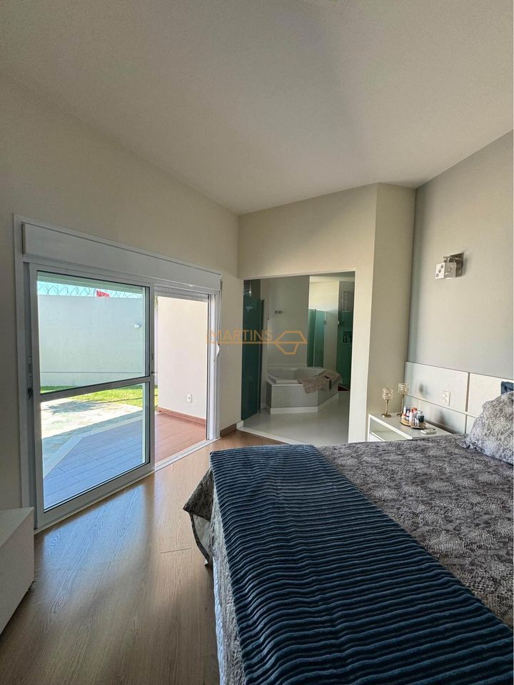 Casa, 3 quartos, 310 m² - Foto 4