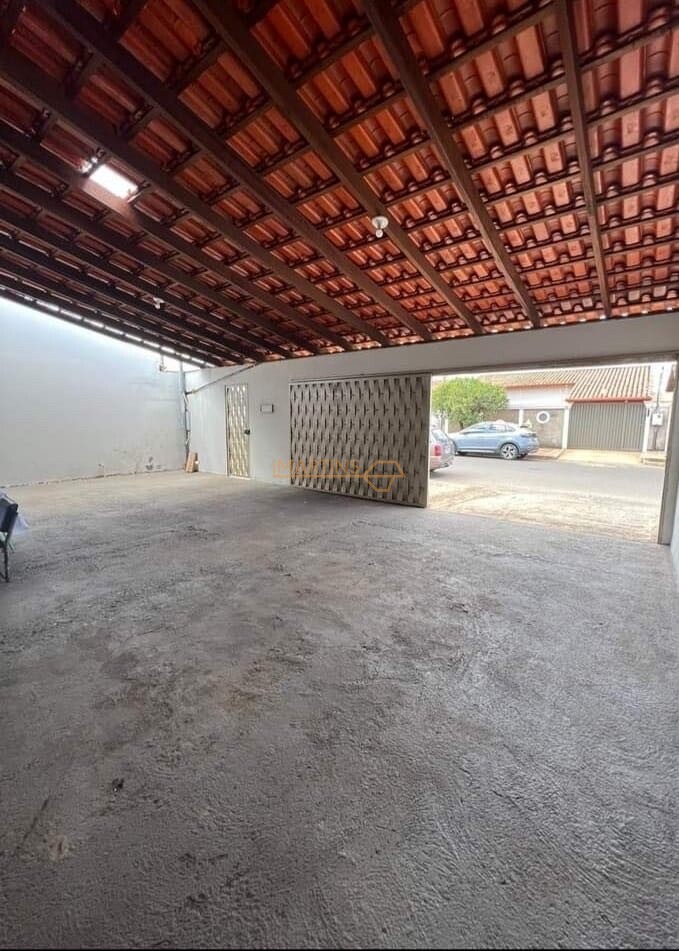 Casa, 4 quartos, 300 m² - Foto 2