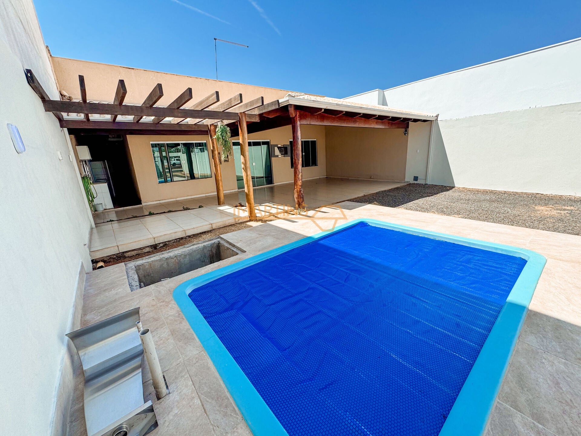 Casa, 1 quarto, 330 m² - Foto 10