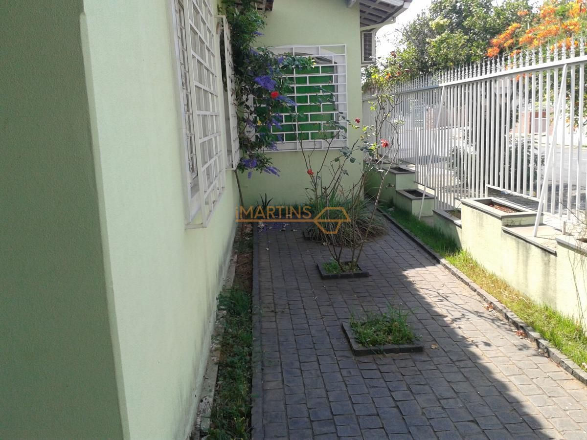 Casa, 3 quartos, 5555 m² - Foto 1