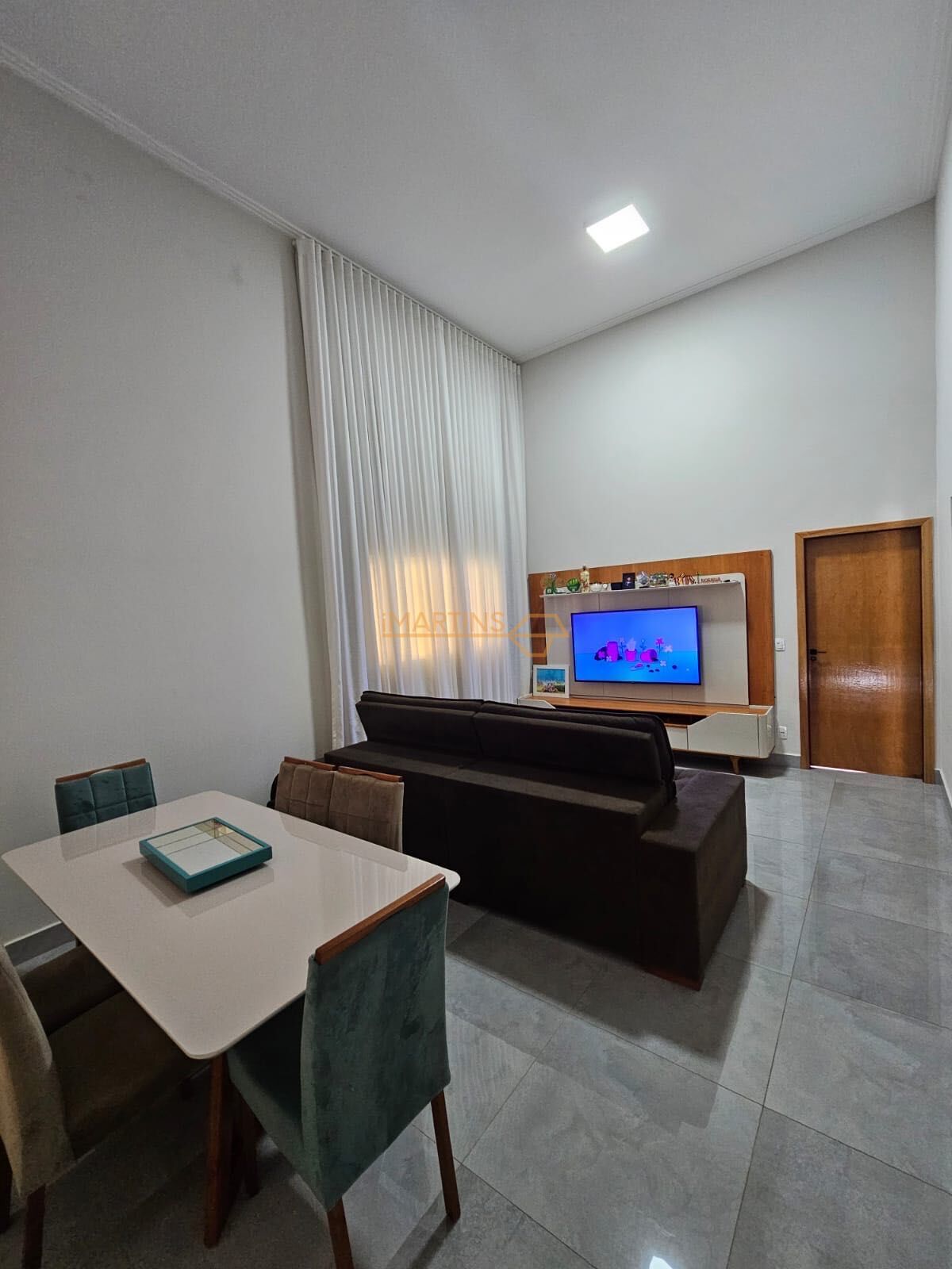 Casa, 3 quartos, 200 m² - Foto 2