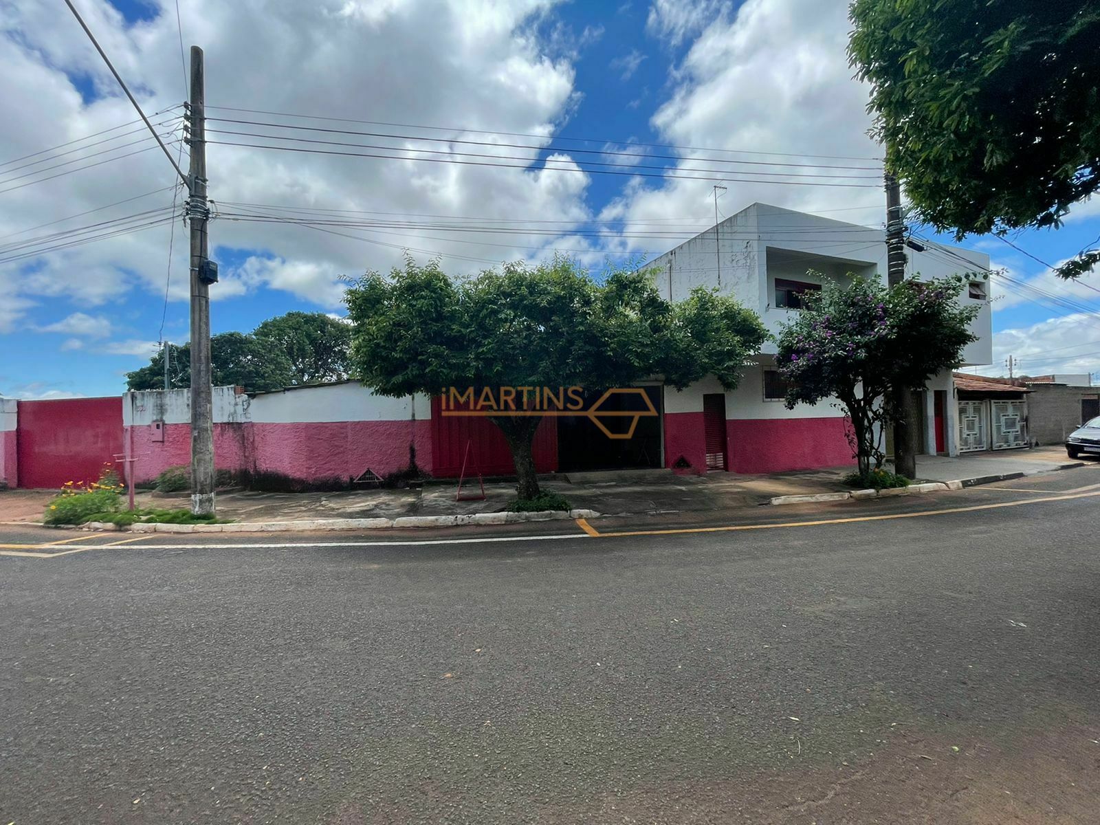 Casa, 3 quartos, 301 m² - Foto 1
