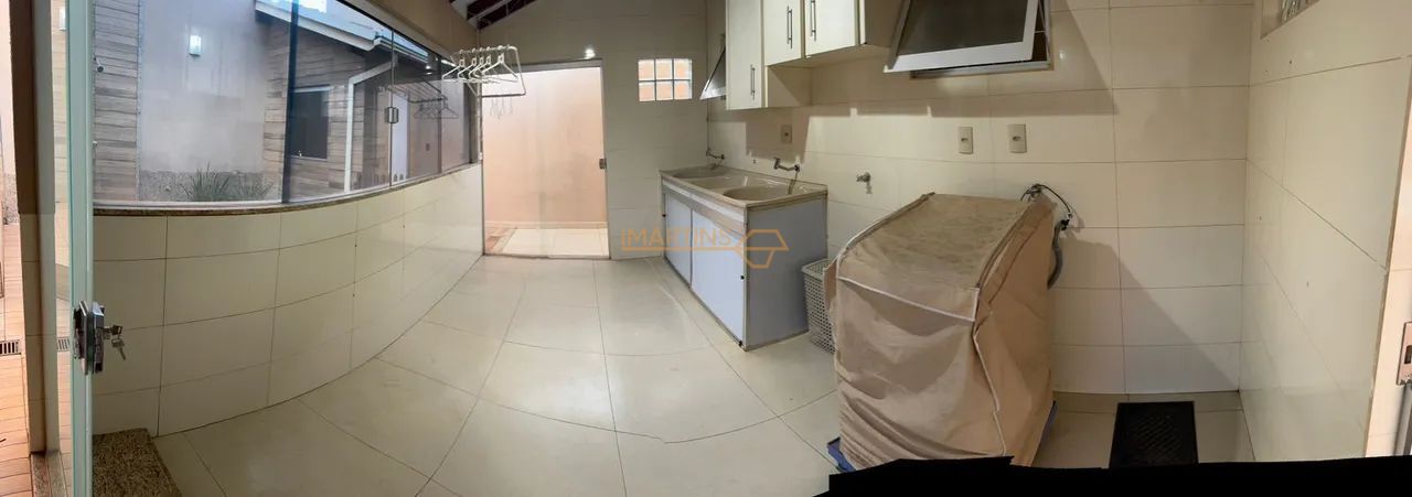 Casa, 4 quartos, 360 m² - Foto 4