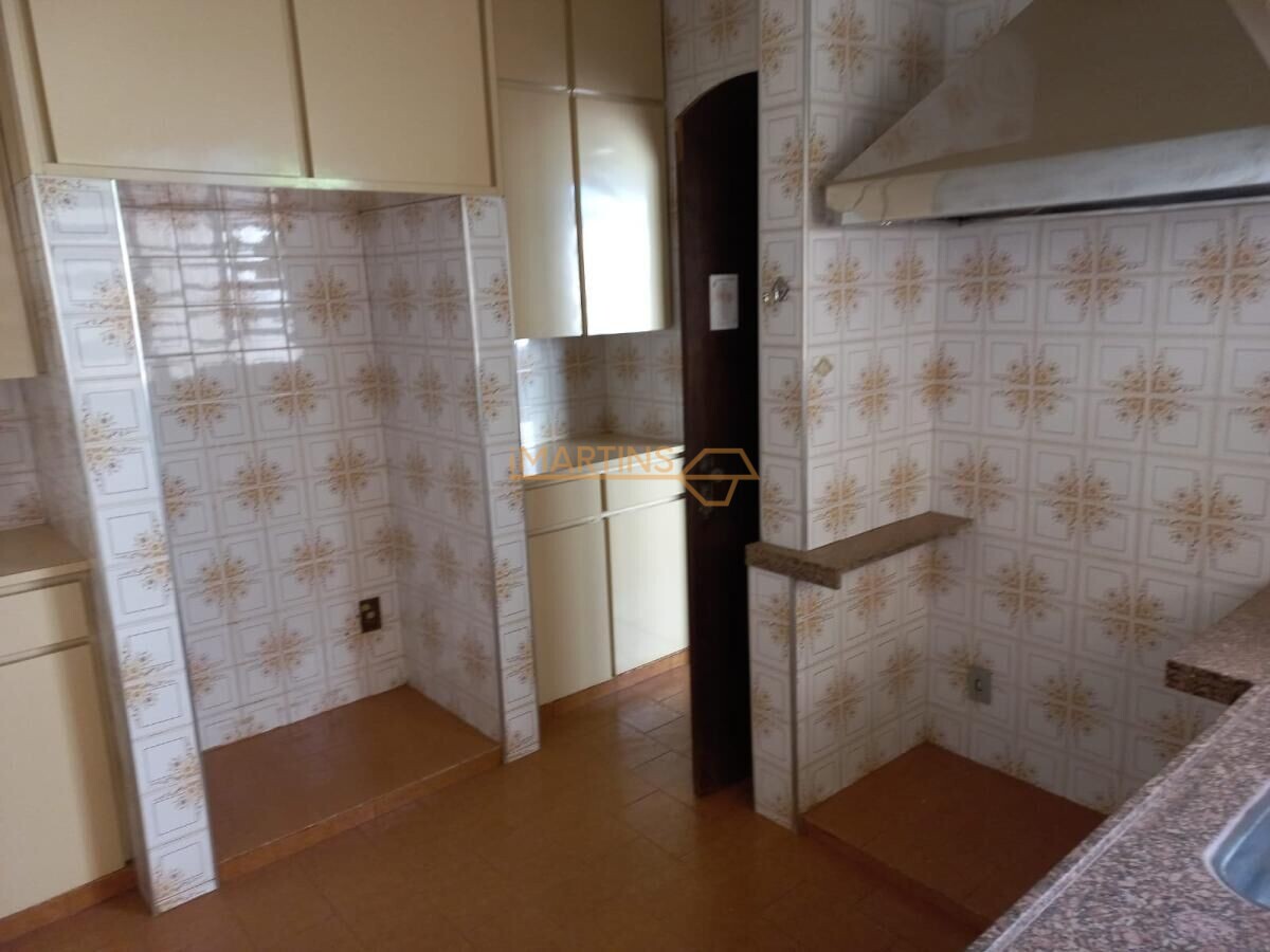 Casa, 4 quartos, 360 m² - Foto 17
