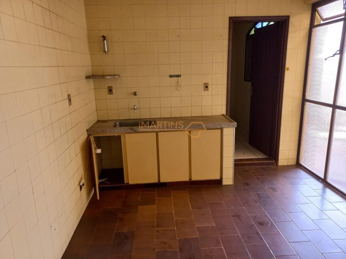 Casa, 4 quartos, 360 m² - Foto 12